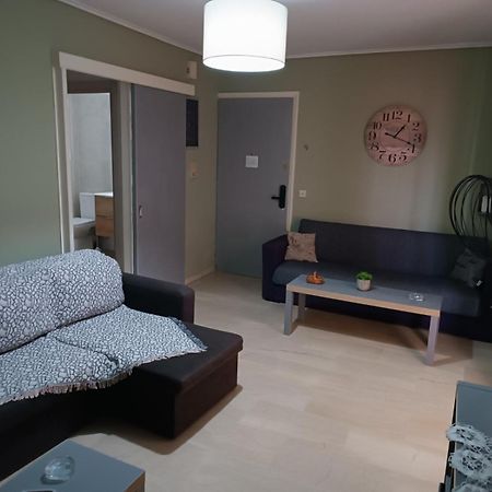 Comfortable Beachfront Apartment ルートラキ エクステリア 写真