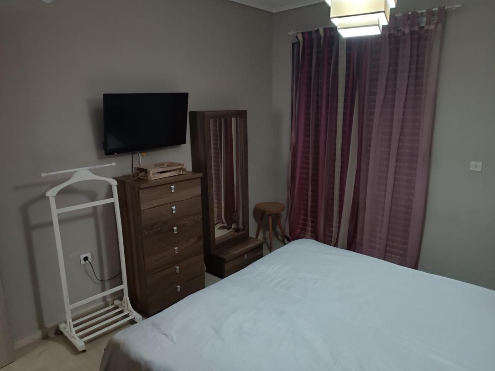 Comfortable Beachfront Apartment ルートラキ エクステリア 写真