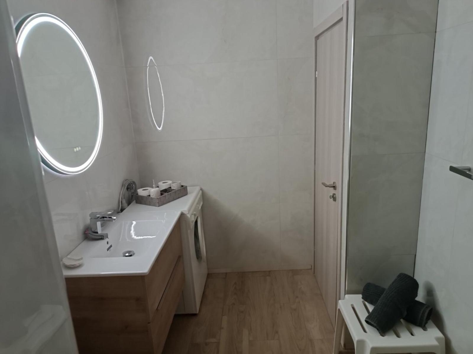 Comfortable Beachfront Apartment ルートラキ エクステリア 写真